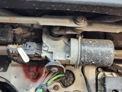 Freightliner Cascadia 126 Windshield Wiper Motor