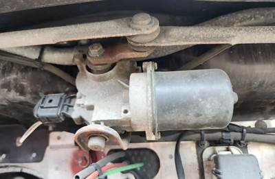 Freightliner Cascadia 126 Windshield Wiper Motor