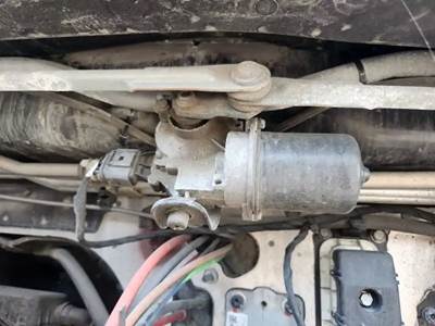 Freightliner Cascadia 126 Windshield Wiper Motor