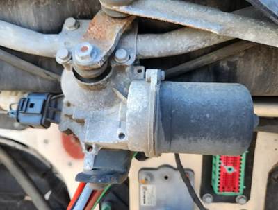 Freightliner Cascadia 126 Windshield Wiper Motor