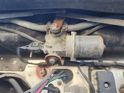 Freightliner Cascadia 126 Windshield Wiper Motor