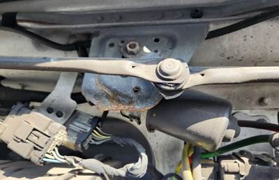 Freightliner M2 106 Windshield Wiper Motor