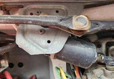 Freightliner M2 106 Windshield Wiper Motor