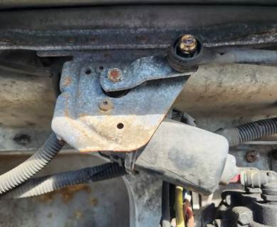 Freightliner M2 106 Windshield Wiper Motor