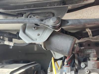 Freightliner M2 106 Windshield Wiper Motor