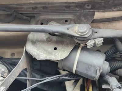 Freightliner M2 112 Windshield Wiper Motor for a 2007 Freightliner M2 112 Medium Duty