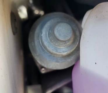 Hino XL8 Windshield Wiper Motor