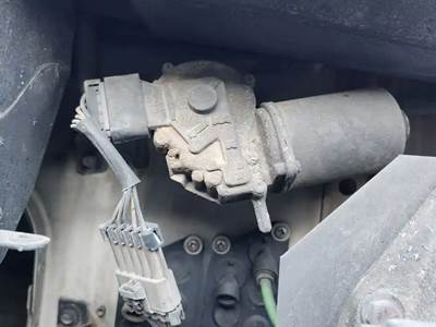 International 9200i Windshield Wiper Motor