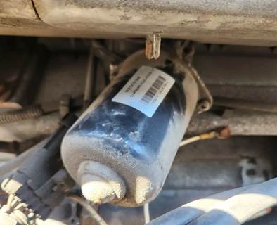 Isuzu Reach Windshield Wiper Motor