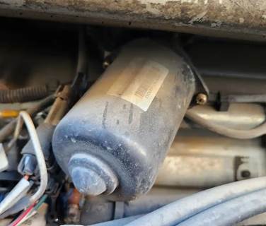 Isuzu Reach Windshield Wiper Motor