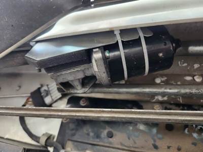 Kenworth T370 Windshield Wiper Motor