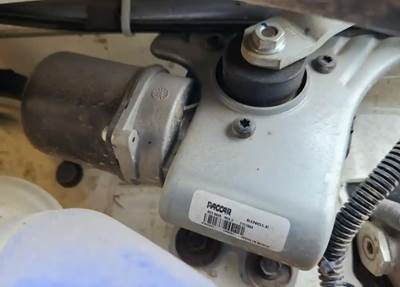 Kenworth T680 Windshield Wiper Motor
