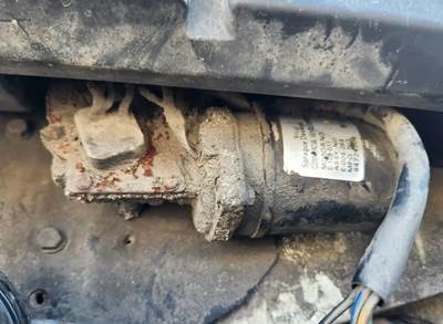 Mack Pinnacle CXU613 Windshield Wiper Motor for a 2018 Mack CXU613