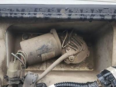 Peterbilt 330 Windshield Wiper Motor