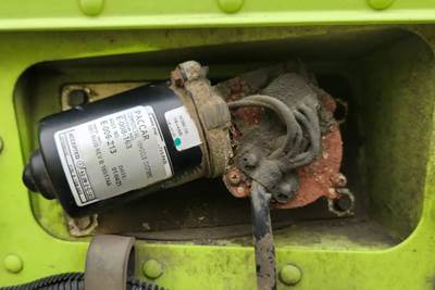 Peterbilt 348 Windshield Wiper Motor