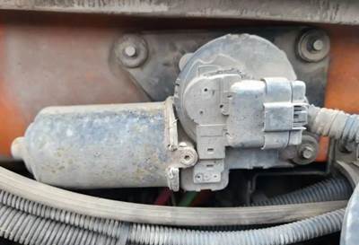 Sterling L9500 Windshield Wiper Motor