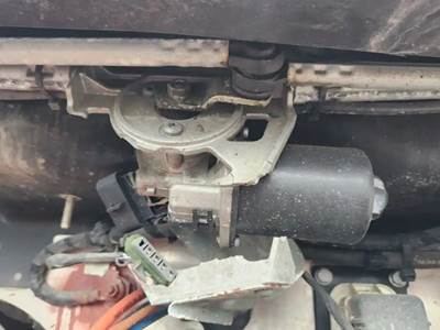 Western Star 47X Windshield Wiper Motor