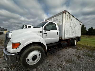 2007 Ford F-750 Fuel & Lube Truck c7 cat Allison automatic transmission 297,127 miles