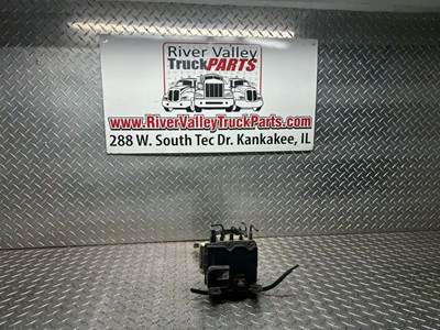 Good Used Abs BrAke Pump From A GMC W4500 Truck. The Abs BrAke Pump hAs Been