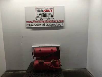 Kenworth T880 Air Tank