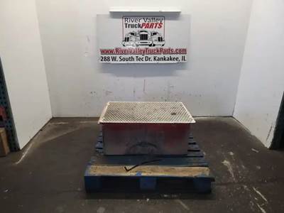 Kenworth T880 Battery Box