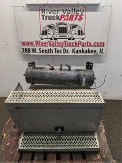 Peterbilt 587 Battery Box