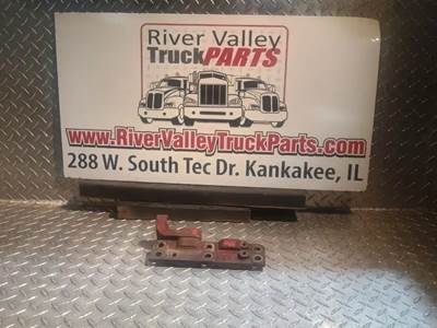 Freightliner Cascadia 125 Bracket