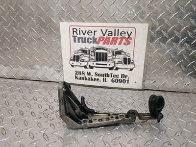 Freightliner Cascadia 125 Bracket
