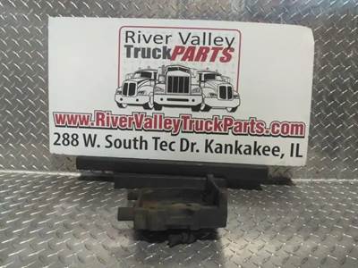 International 9400i Bracket