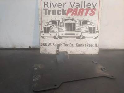 International DuraStar 4300 Bracket