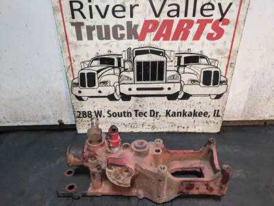 International DuraStar 4300 Bracket