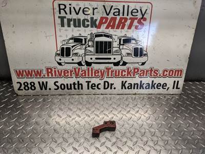 International LA617 Bracket