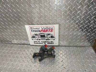 Peterbilt 579 Bracket