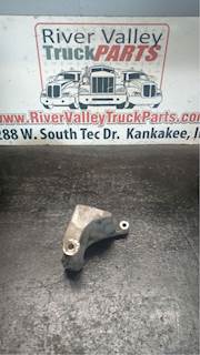 Good, Used Engine Mount/BrAcket Off A Hino J05D-TA Engine, PArt hAs Been cleAned
