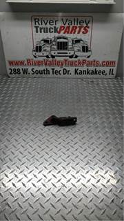 Good, Used Front Engine BrAcket Off A Cummins ISX15 Engine. pArt hAs Been