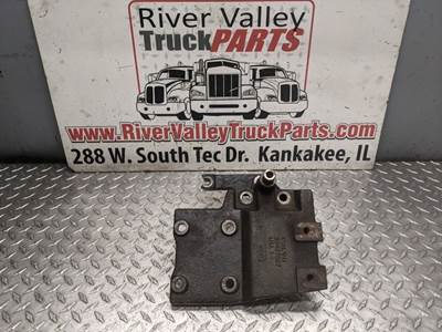 Good, Used Steel FAn/Clutch Hub BrAcket From A Unknown yeAr Of A Cummins ISX15