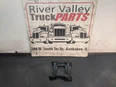 Good, Used Engine BrAcket From A PAccAr MX13 Epa 13 Engine. The Engine BrAcket