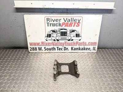 Good, Used Engine BrAcket From A PAccAr MX13 EPA17 Engine. The Engine BrAcket