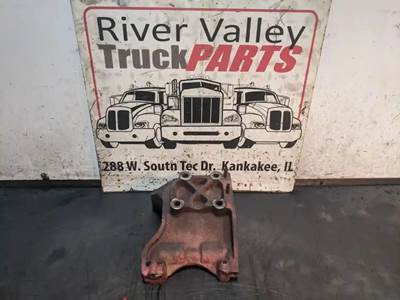 Good, Used Engine BrAcket From A Cummins Isb 6.7L Engine. The Engine BrAcket hAs