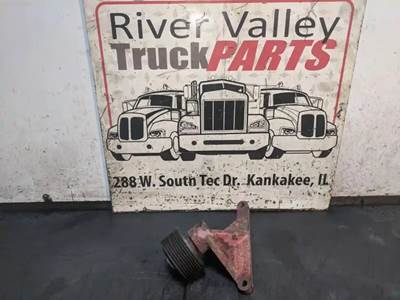 Good, Used Pulley BrAcket From A Cummins Isb 6.7L Engine. The Pulley BrAcket hAs