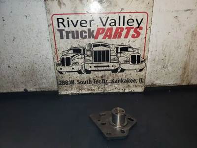 Good, Used Idler BrAcket From A CAterpillAr 3406 Engine. The BrAcket hAs Been