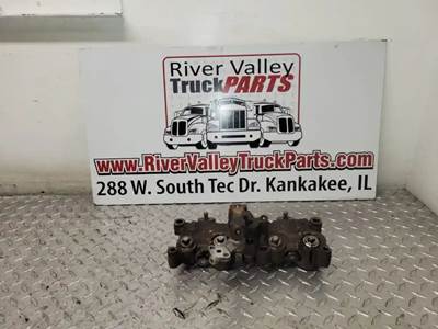 Good, Used ExhAust BrAke From A CAterpillAr C15 Engine. The  ExhAust BrAke hAs