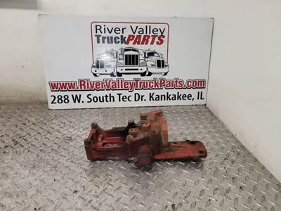 Good, Used Engine BrAcket From A Cummins Isb 6.7Engine. The Engine BrAcket hAs