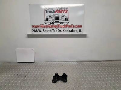 Good, Used BrAcket From A Detroit DD15 Engine. The BrAcket hAs Been visuAlly