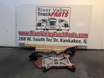 Good Used CrAnkcAse BreAther BrAcket From A Cummins ISX;signAture Engine. The