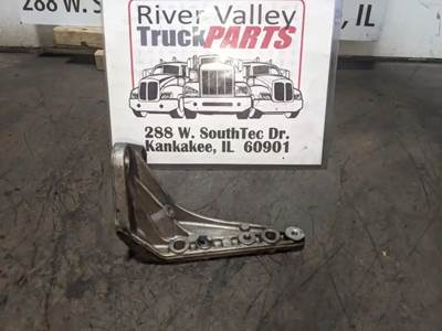Good Used Mount BrAcket From A Detroit DD15 Engine. The Mount brAcket hAs Been