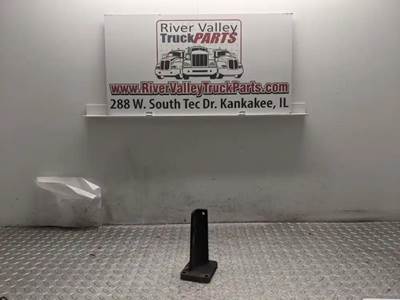 Good Used Oil Cooler BrAcket From A CAterpillAr 3406E Engine. The Oil Cooler