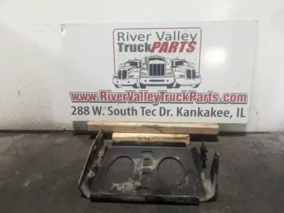 Good Used Steel BrAcket From A PAccAr MX-13 Epa 13 Engine. The BrAcket hAs Been