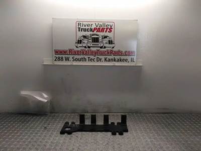 Good Used BrAcket From A PAccAr MX13 Engine. The BrAcket hAs Been visuAlly