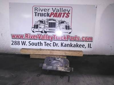 Good Used Support BrAcket From A PAccAr MX-13 Epa 13 Engine. The Support BrAcket